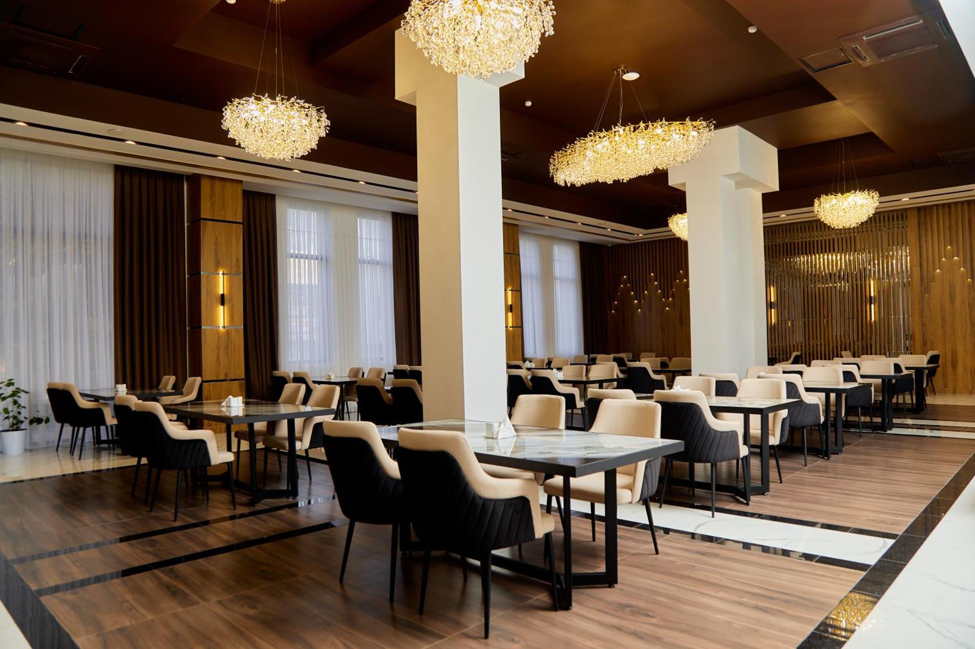 Grand Plaza Hotel 사마르칸트 외부 사진