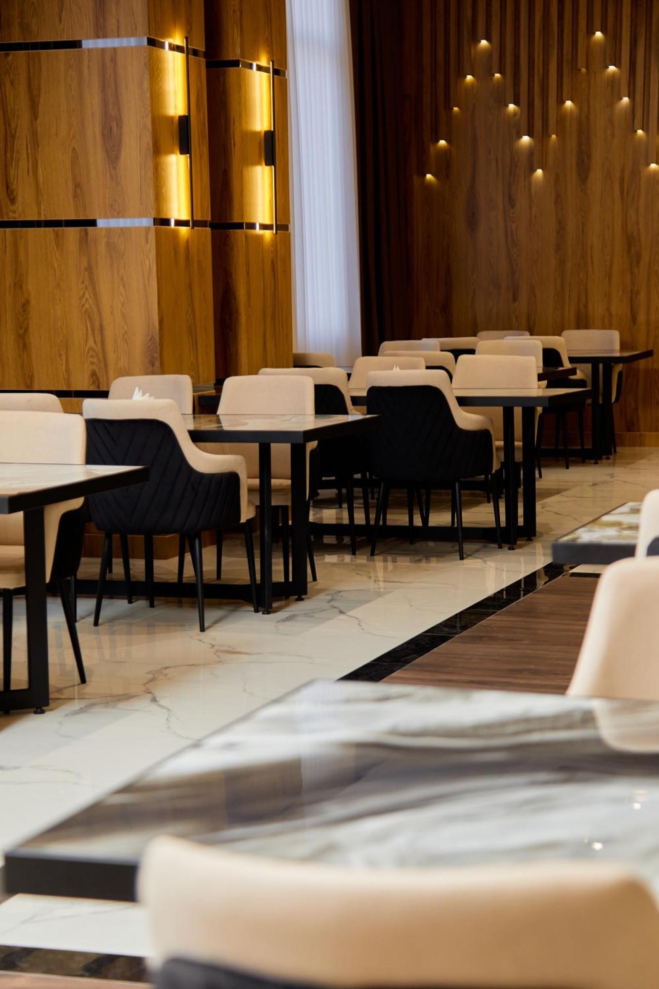 Grand Plaza Hotel 사마르칸트 외부 사진