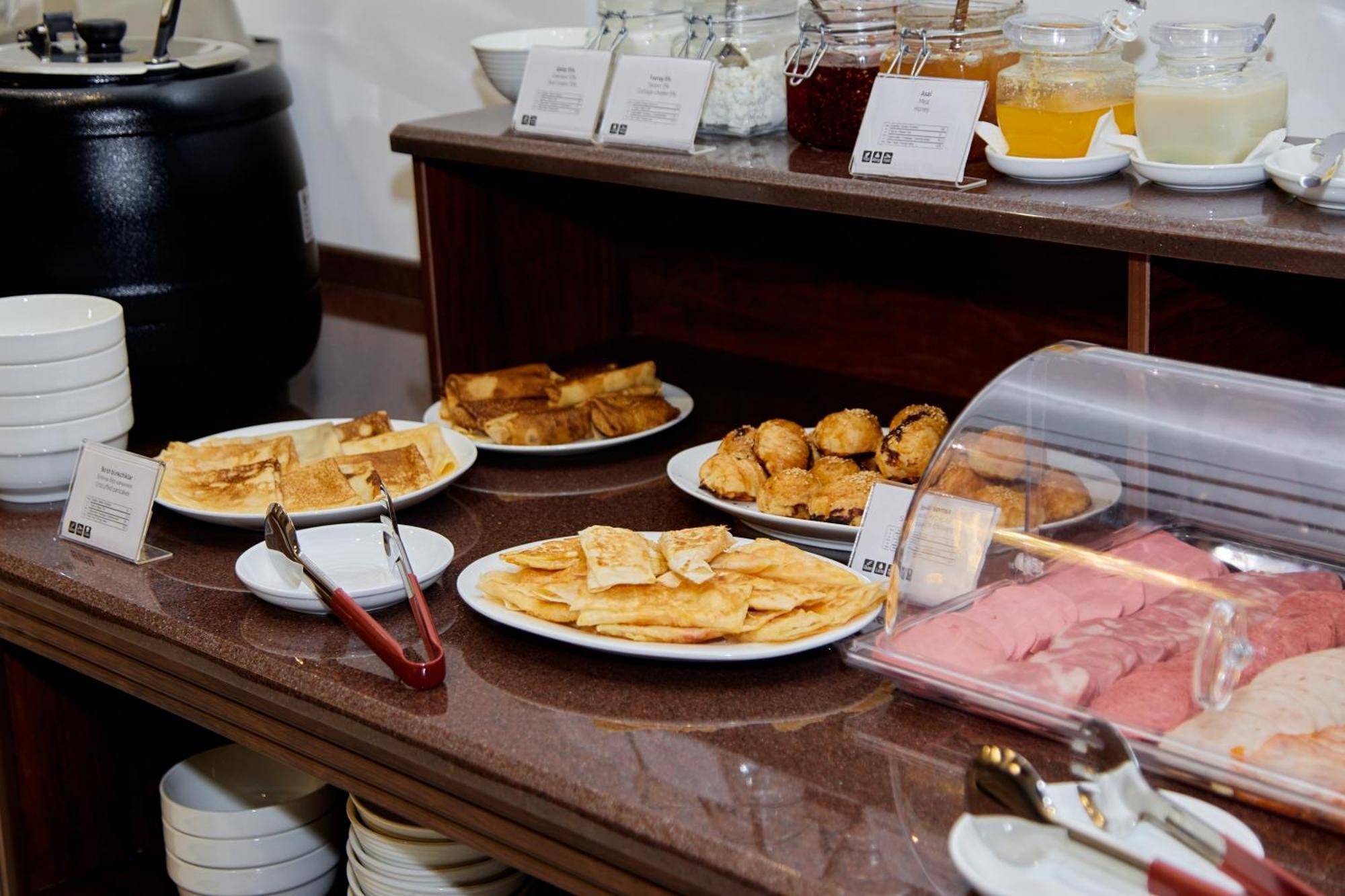 Grand Plaza Hotel 사마르칸트 외부 사진